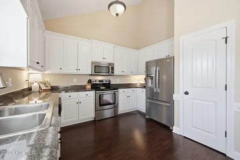 2128 Cherrytree Lane Winterville NC 28590