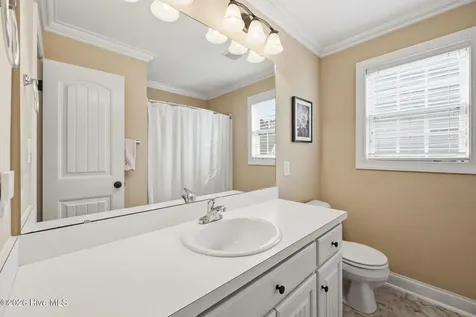 2128 Cherrytree Lane Winterville NC 28590