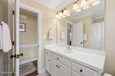 2128 Cherrytree Lane Winterville NC 28590