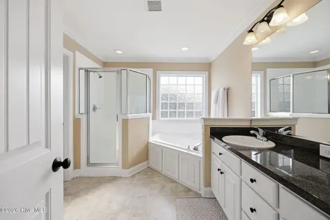 2128 Cherrytree Lane Winterville NC 28590