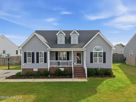 2128 Cherrytree Lane Winterville NC 28590