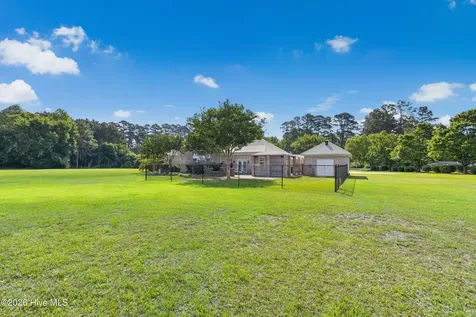 1380 Bear Trap Road Williamston NC 27892