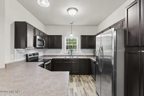 621 Winfall Drive Holly Ridge NC 28445