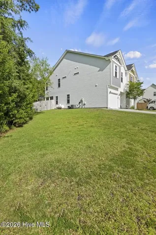 621 Winfall Drive Holly Ridge NC 28445
