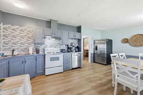 133 Rhodes Haven Drive Columbia NC 27925