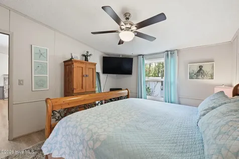 133 Rhodes Haven Drive Columbia NC 27925