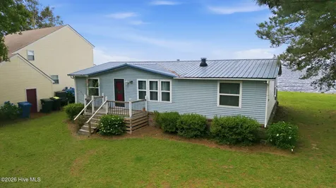 133 Rhodes Haven Drive Columbia NC 27925