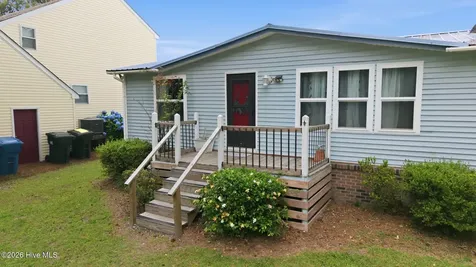 133 Rhodes Haven Drive Columbia NC 27925