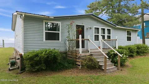133 Rhodes Haven Drive Columbia NC 27925