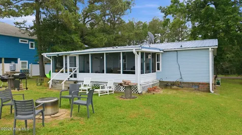 133 Rhodes Haven Drive Columbia NC 27925
