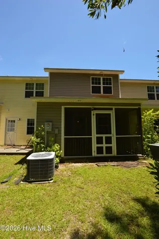 304 Burley Drive Hubert NC 28539