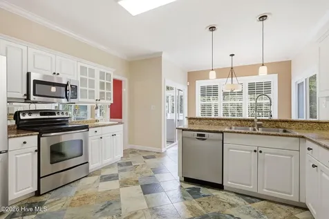 104 Talford Drive Atlantic Beach NC 28512