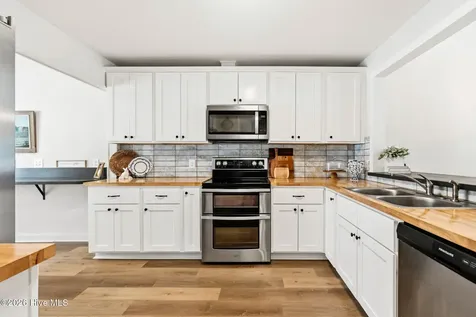 122 Mallard Cove Vass NC 28394
