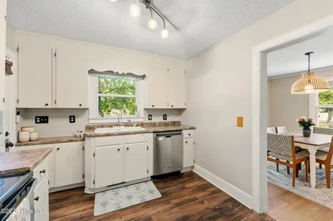 325 N 23rd Street Wilmington NC 28405