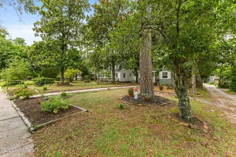 325 N 23rd Street Wilmington NC 28405