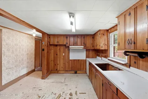 343 W Stevens Street Wallace NC 28466