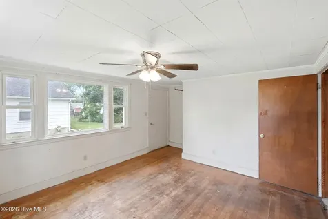 343 W Stevens Street Wallace NC 28466