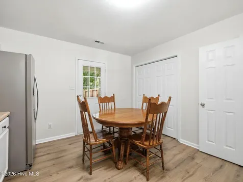 1404 Old Folkstone Road Sneads Ferry NC 28460