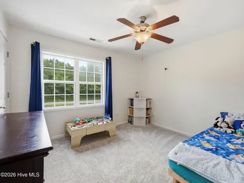 1404 Old Folkstone Road Sneads Ferry NC 28460