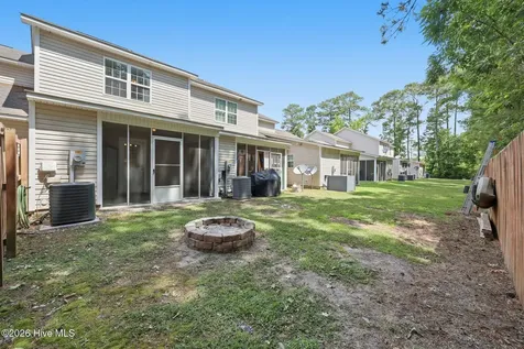 1404 Old Folkstone Road Sneads Ferry NC 28460
