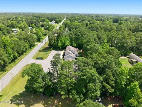 1404 Old Folkstone Road Sneads Ferry NC 28460