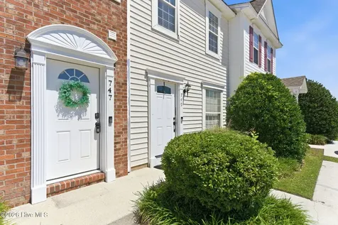 747 Sunseeker Drive Wilmington NC 28411