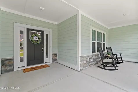 546 Stanwood Drive SE Bolivia NC 28422