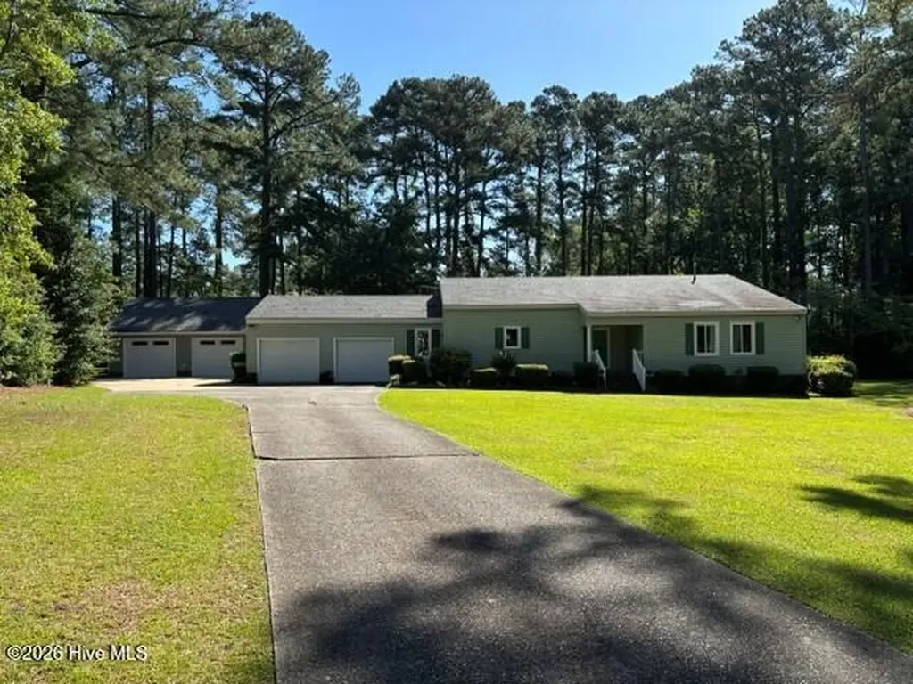4501 W Fairway Drive Trent Woods NC 28562