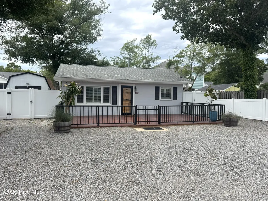 113 NW 12th Street Oak Island NC 28465