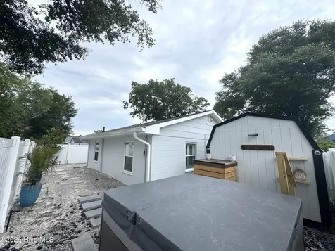 113 NW 12th Street Oak Island NC 28465