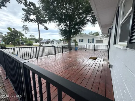 113 NW 12th Street Oak Island NC 28465