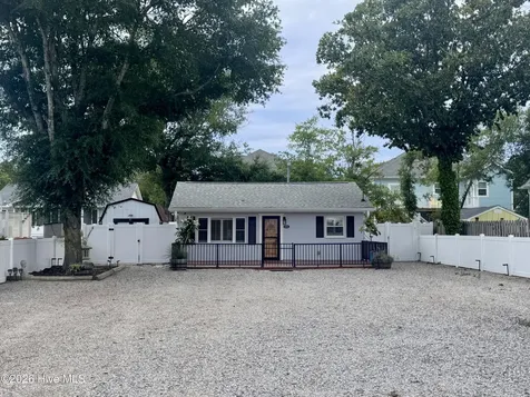 113 NW 12th Street Oak Island NC 28465
