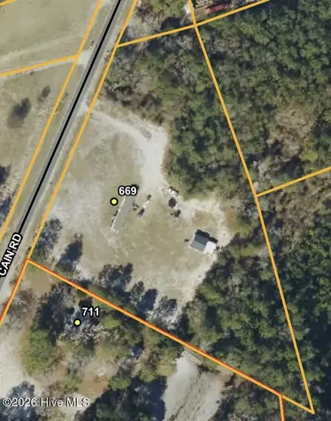 669 Cain Road Garland NC 28441