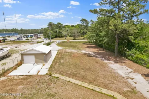 8287 River Road SE Southport NC 28461