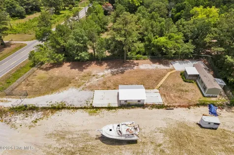8287 River Road SE Southport NC 28461