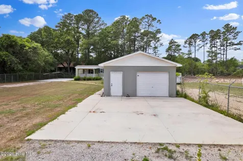 8287 River Road SE Southport NC 28461