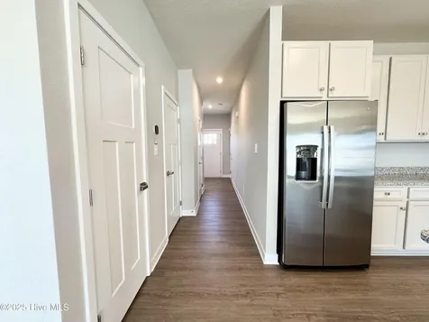 106 Mizzen Way Elizabeth City NC 27909