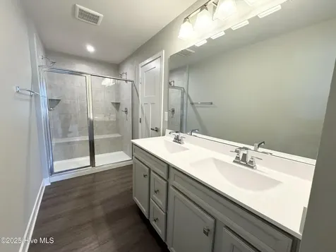 106 Mizzen Way Elizabeth City NC 27909