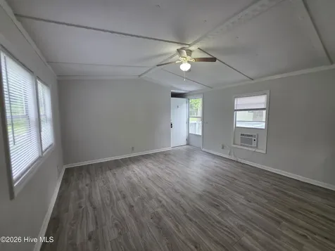 1133 Pickett Road Jacksonville NC 28540