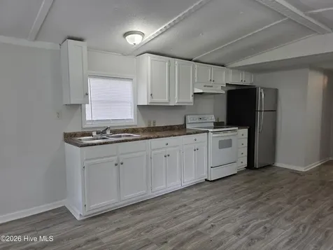 1133 Pickett Road Jacksonville NC 28540