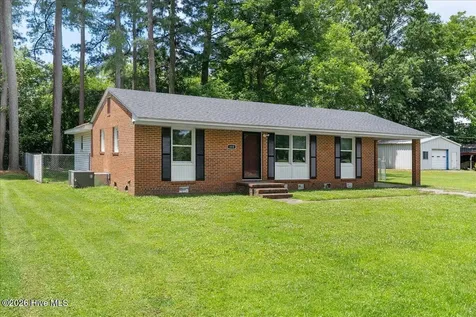111 S Sycamore Street Woodland NC 27897