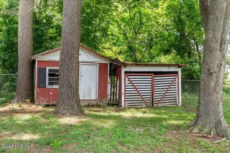 111 S Sycamore Street Woodland NC 27897