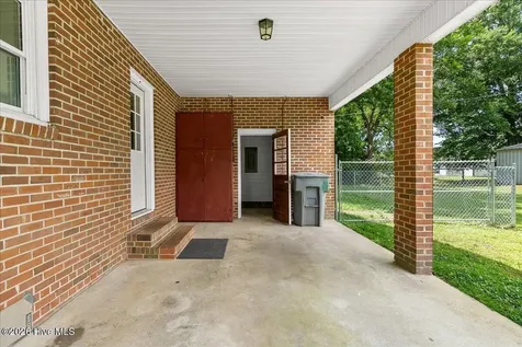111 S Sycamore Street Woodland NC 27897