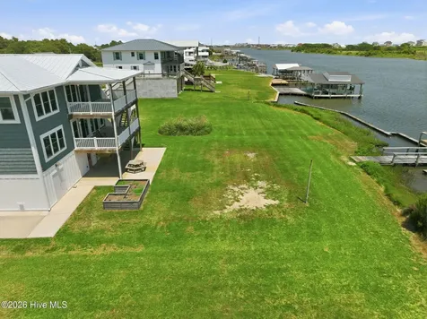 101 Grant Street Sneads Ferry NC 28460
