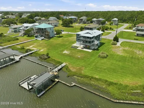 101 Grant Street Sneads Ferry NC 28460