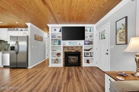 118 NE 19th Street Oak Island NC 28465