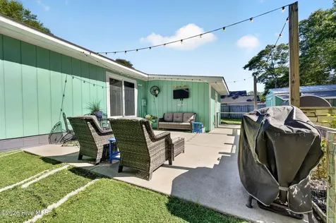 118 NE 19th Street Oak Island NC 28465