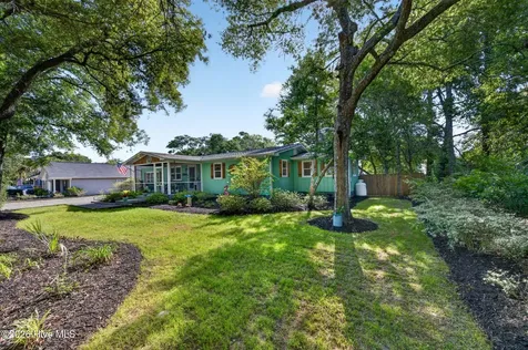 118 NE 19th Street Oak Island NC 28465
