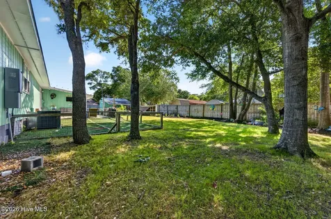 118 NE 19th Street Oak Island NC 28465