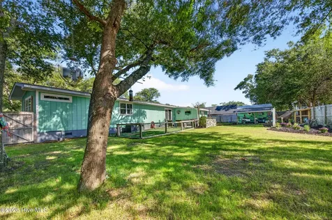 118 NE 19th Street Oak Island NC 28465